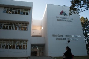 Faculdade de Engenharia Foto Twin Alvarenga